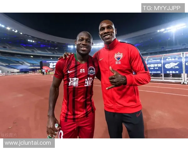 南京篮球队耐力争议引发热议球迷对球队表现的不同看法与期待