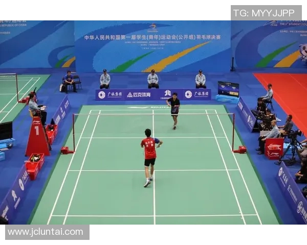 成都羽毛球队荣登羽毛球状态排行榜首位引领全国竞技风潮